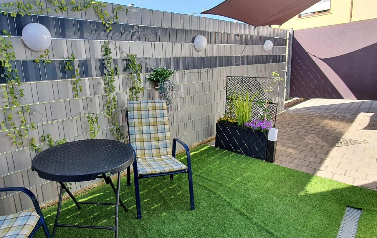 Studio Appartement Speichersdorf Εξωτερικό φωτογραφία